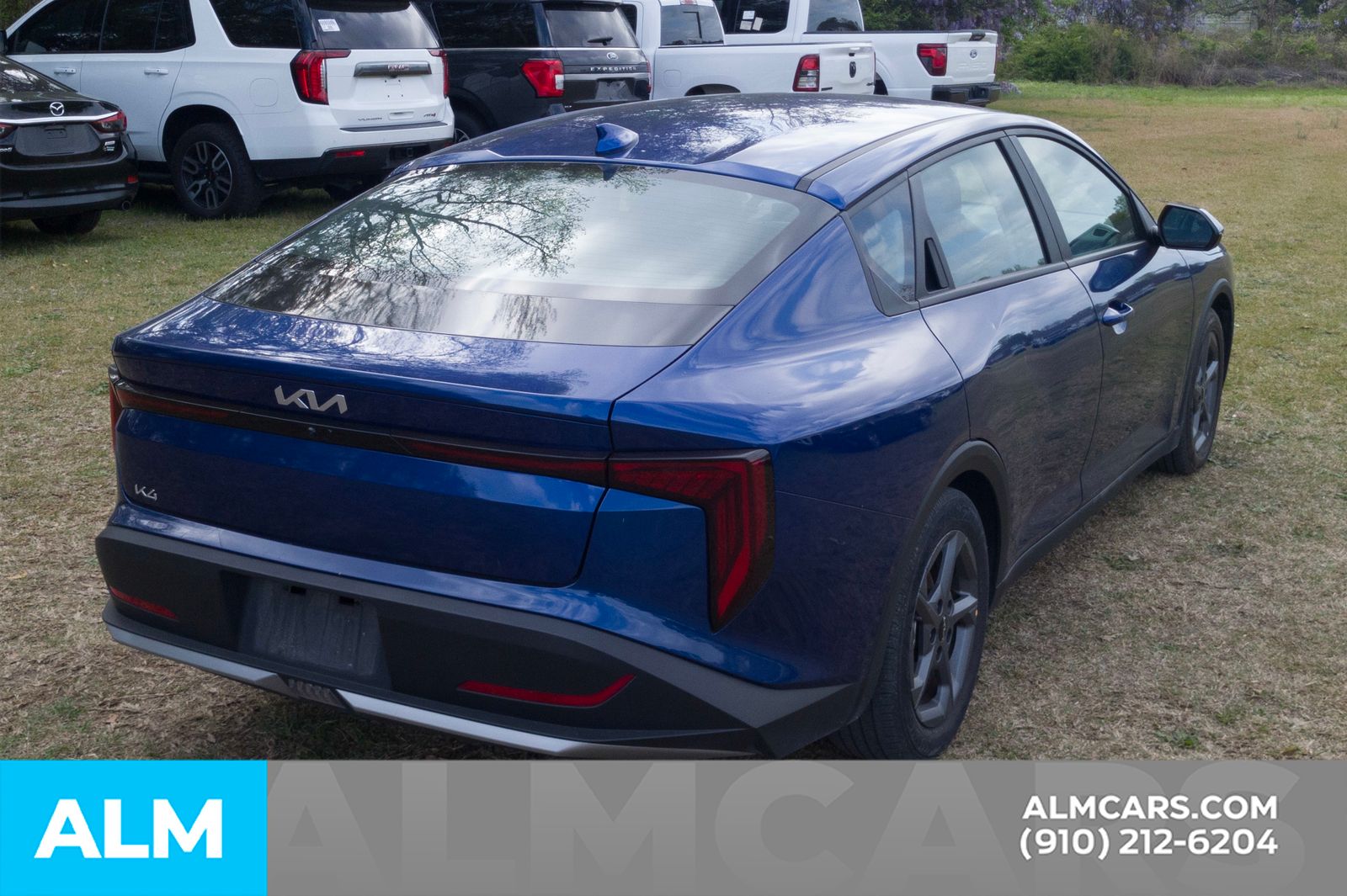 Used 2025 Deep Sea Blue Kia LXS image 23
