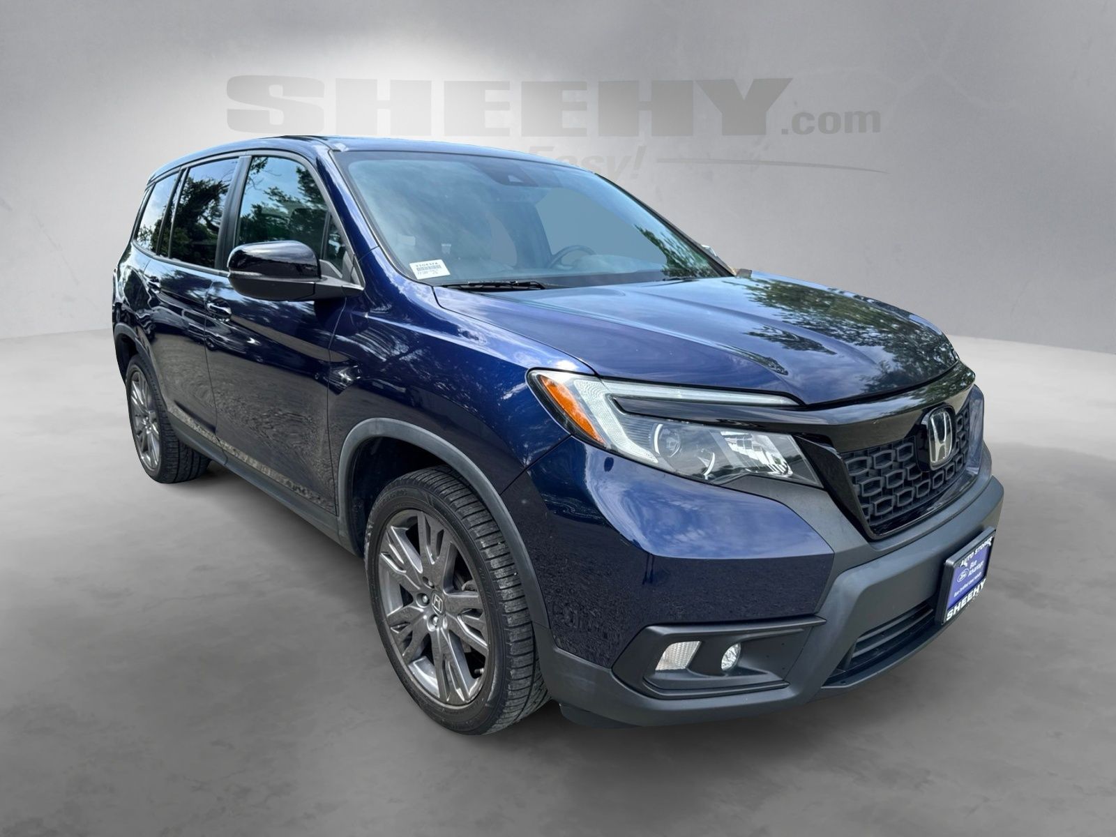Used 2020 Obsidian Blue Pearl Honda EX-L image 2