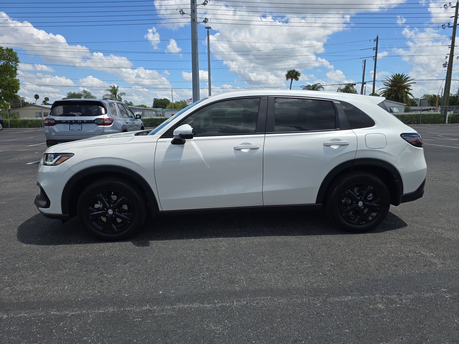 View vehicle photo 6