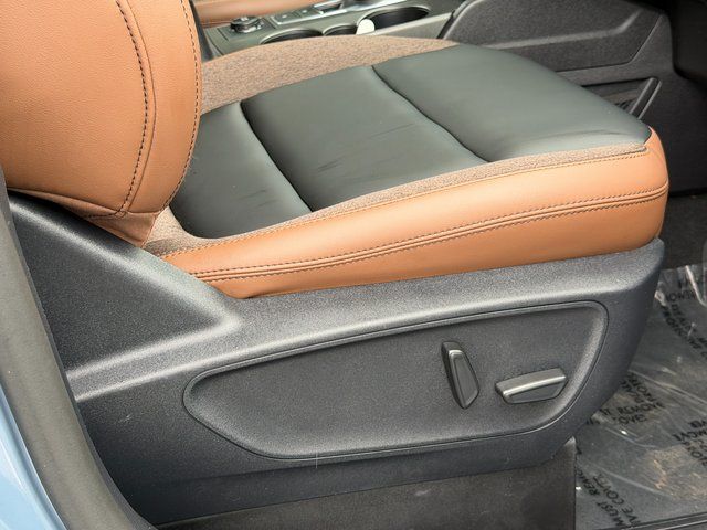 Certified Used 2025 Azure Gray Metallic Ford Outer Banks image 32