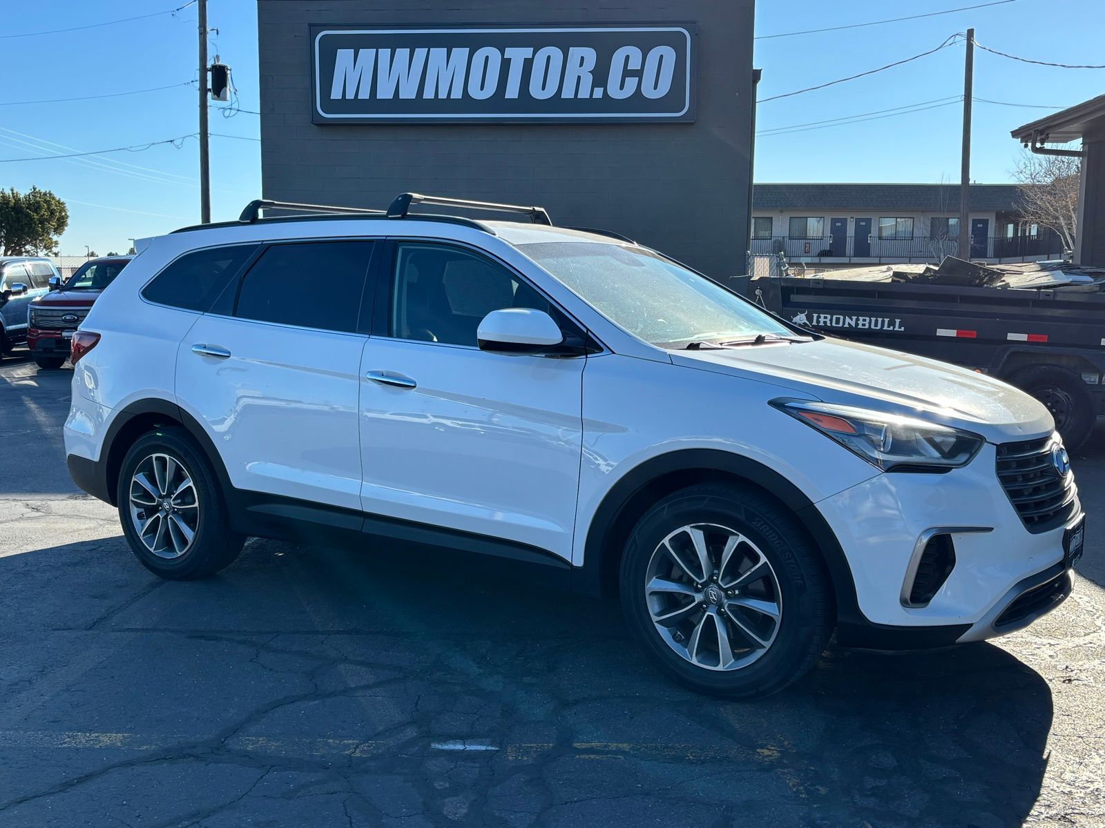 2017 Hyundai Santa Fe SE