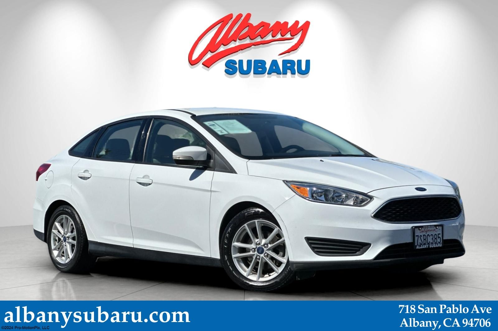 Oxford White 2016 Ford Focus Sedan Front-Wheel Drive Automatic