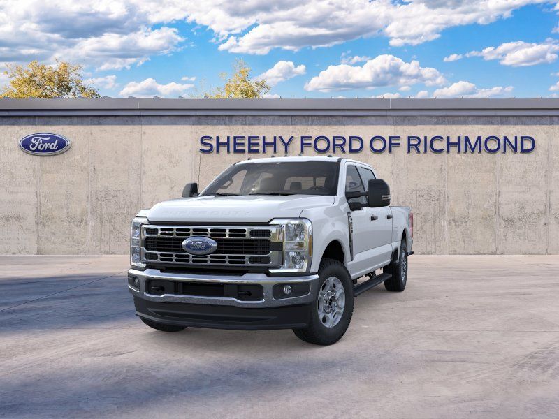 New 2026 Oxford White Ford XLT image 3
