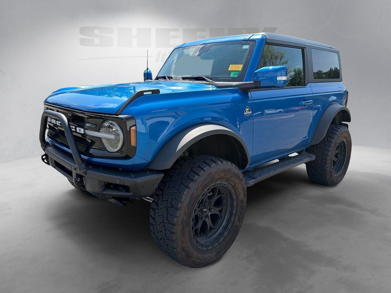 Used 2022 Blue Ford Outer Banks image 3