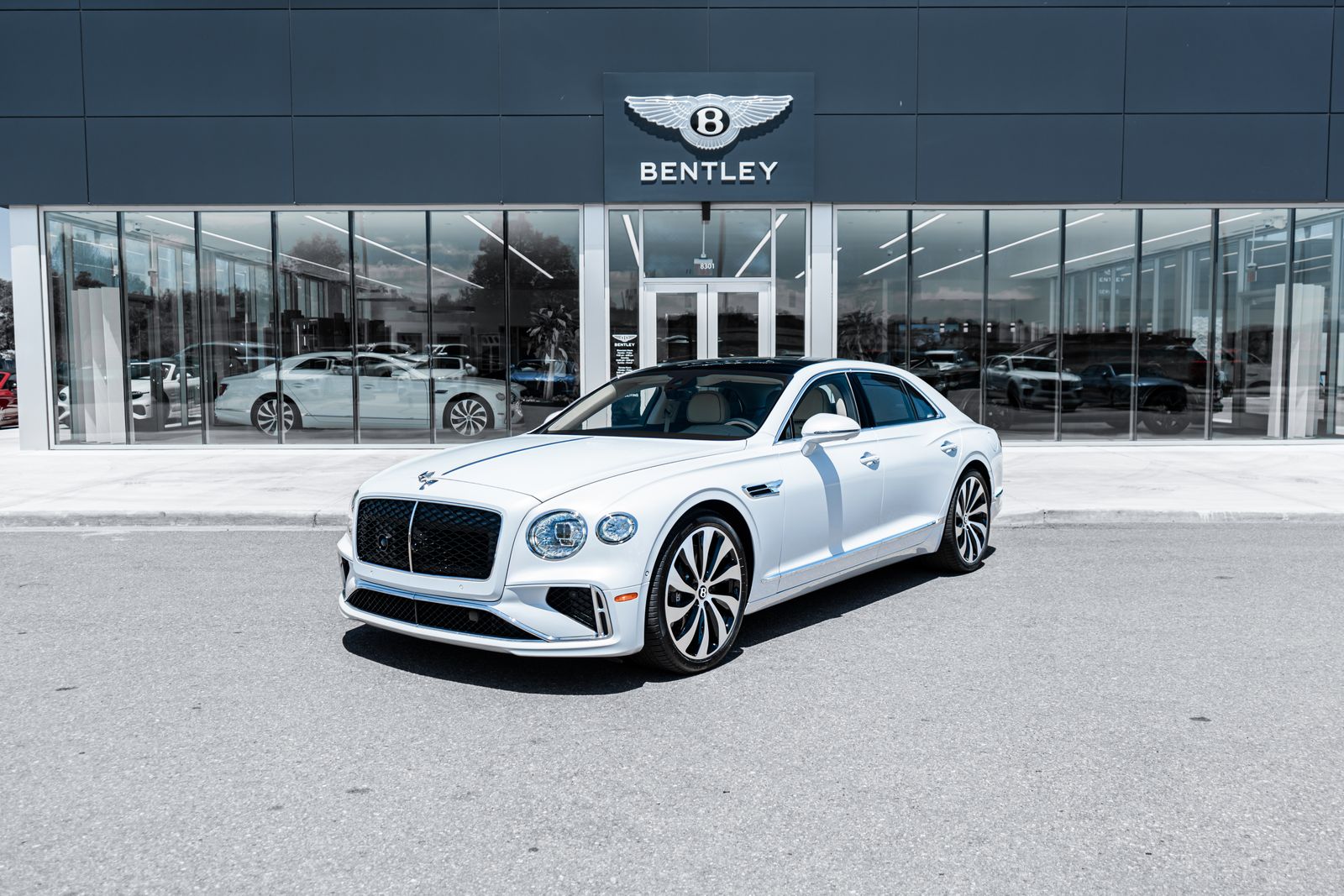 2026 Bentley Flying Spur's photo