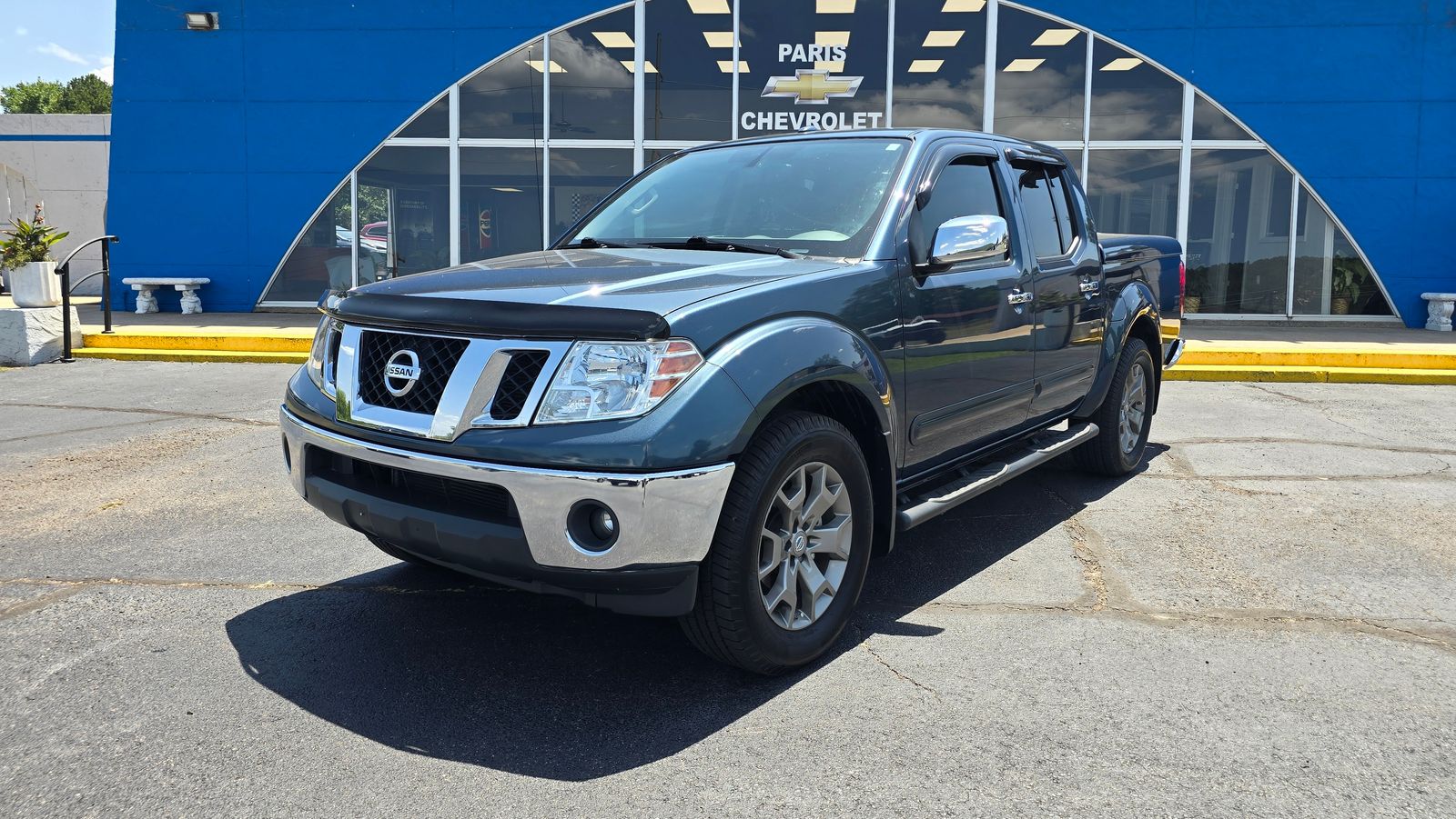 Gray (Graphite Blue) 2014 Nissan Frontier Pickup Truck 4X2 5-Speed Automatic Overdrive