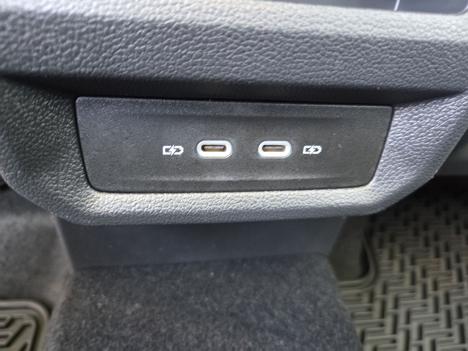 new 2026 Volkswagen Taos car, priced at $37,276