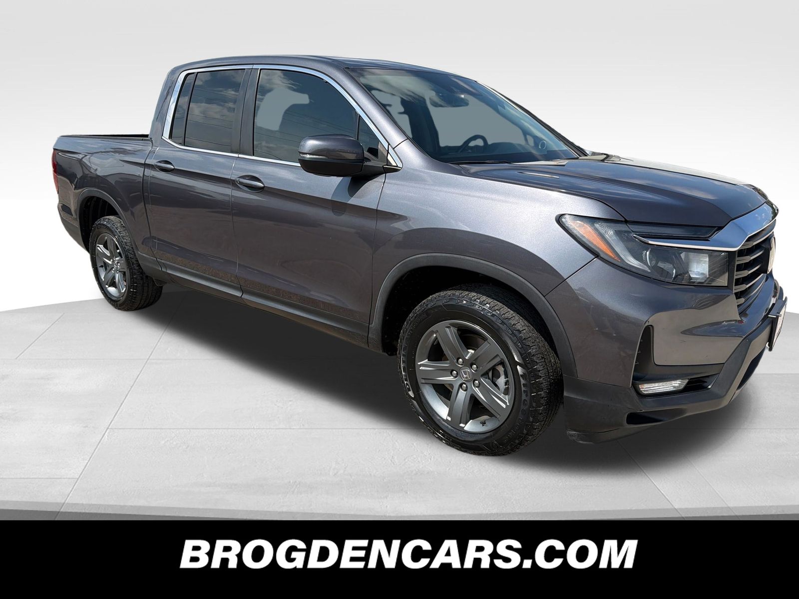 Sonic Gray Pearl 2023 Honda Ridgeline Pickup Truck All-Wheel Drive 9-Speed Automatic