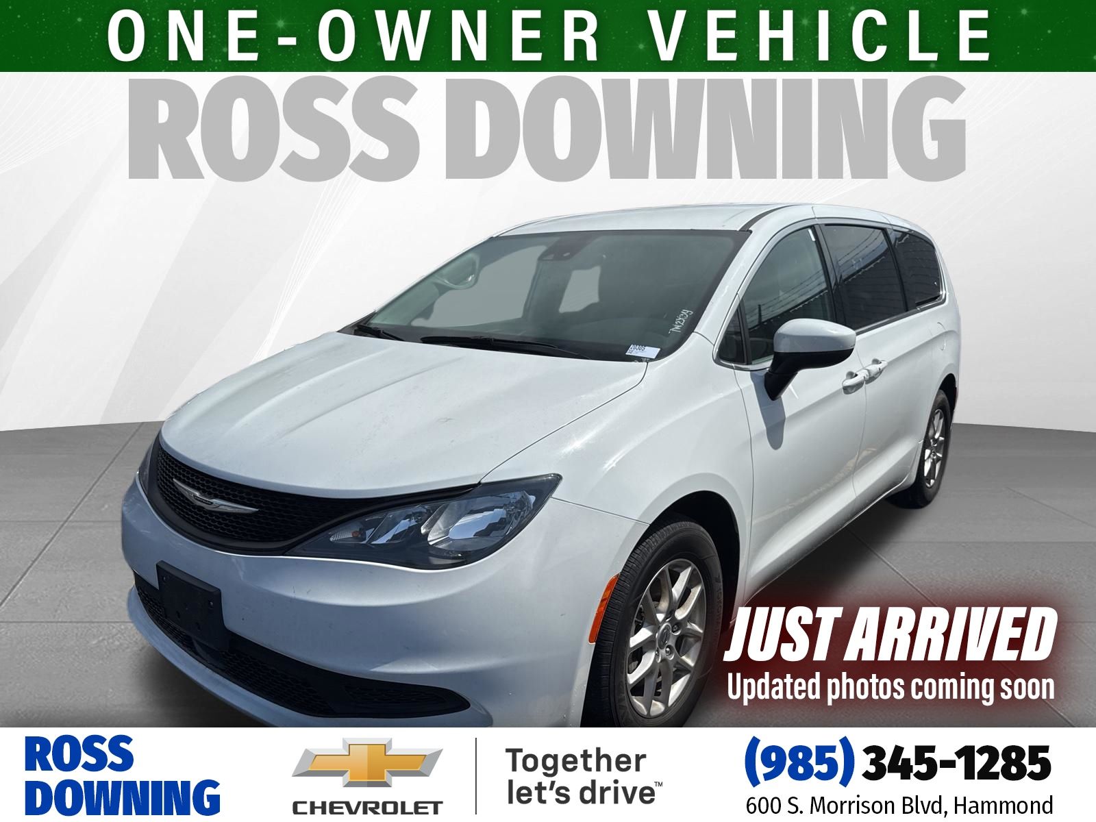 Bright White Clearcoat 2023 Chrysler Voyager LX FWD Minivan Front-Wheel Drive 9-Speed Automatic