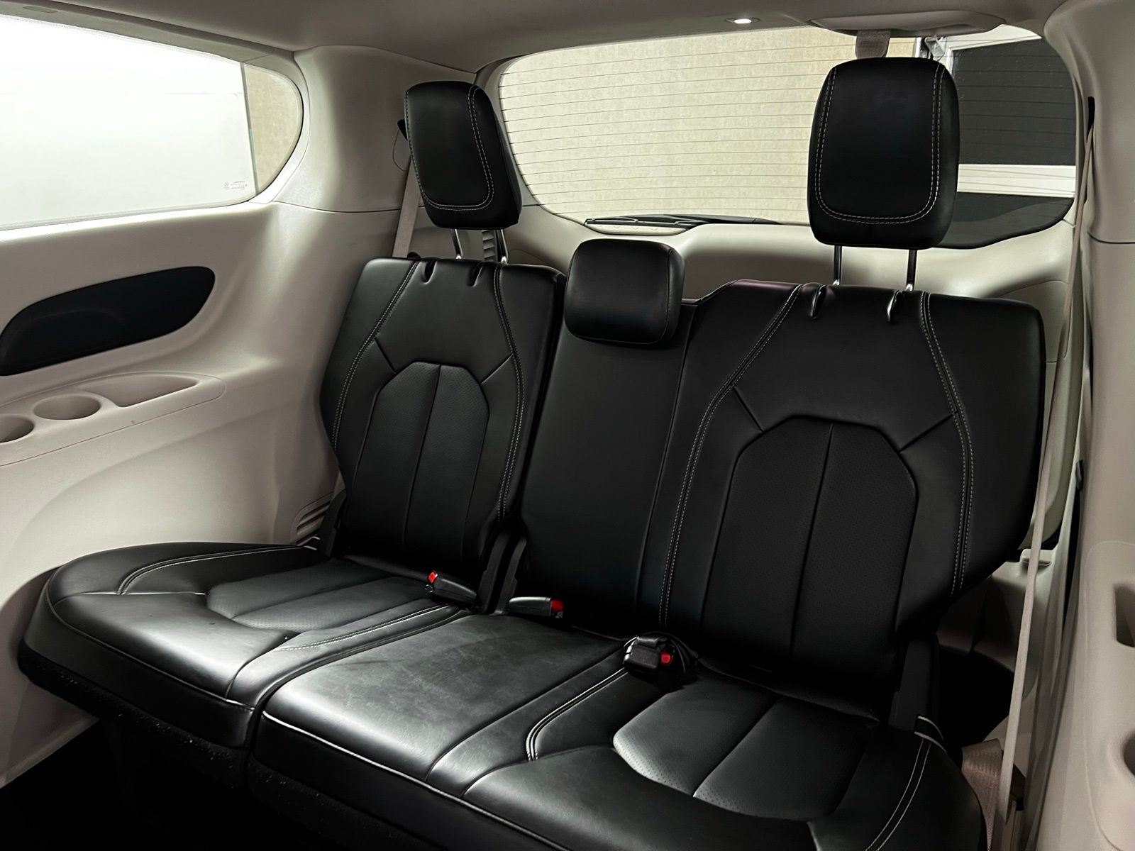 Thumbnail: 2024 Chrysler Pacifica - 26