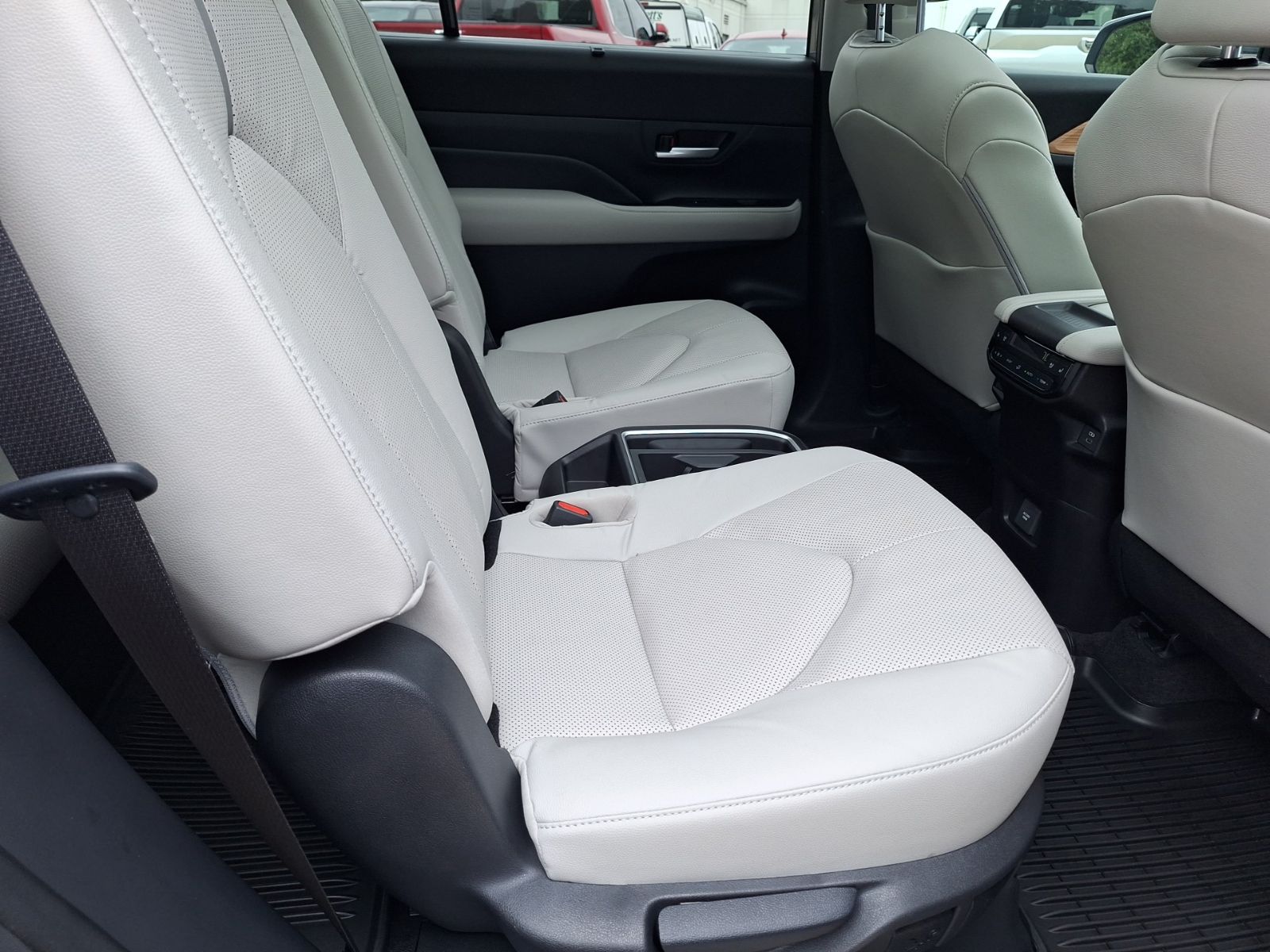 car-gallery-30