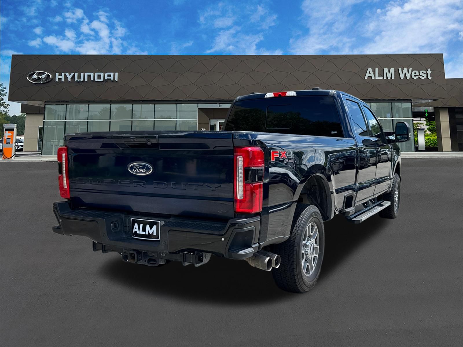 Used 2024 Blue Ford Lariat image 5
