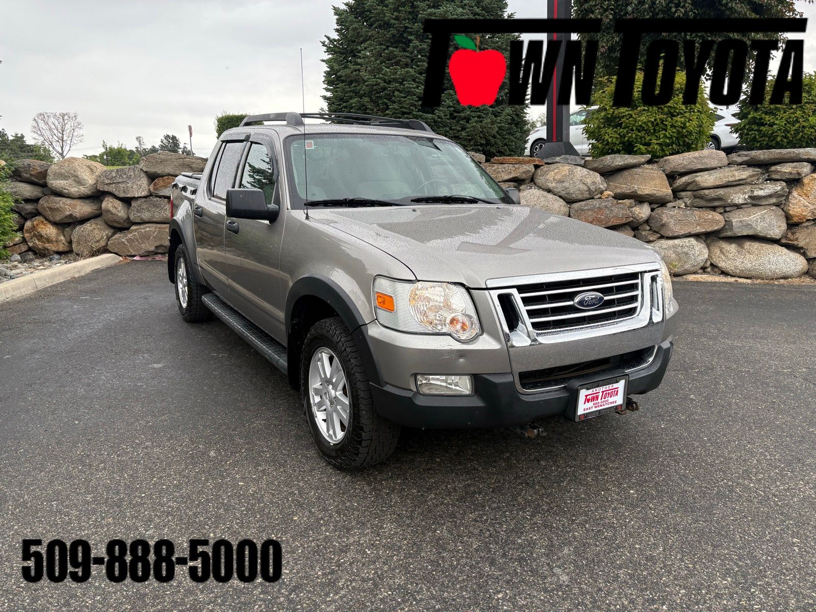 Silver 2008 Ford Explorer Sport Trac XLT 4WD Pickup Truck Four-Wheel Drive 5-Speed Automatic