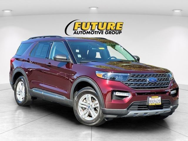 Red (Burgundy Velvet Tinted Clearcoat) 2022 Ford Explorer SUV / Crossover All-Wheel Drive Automatic
