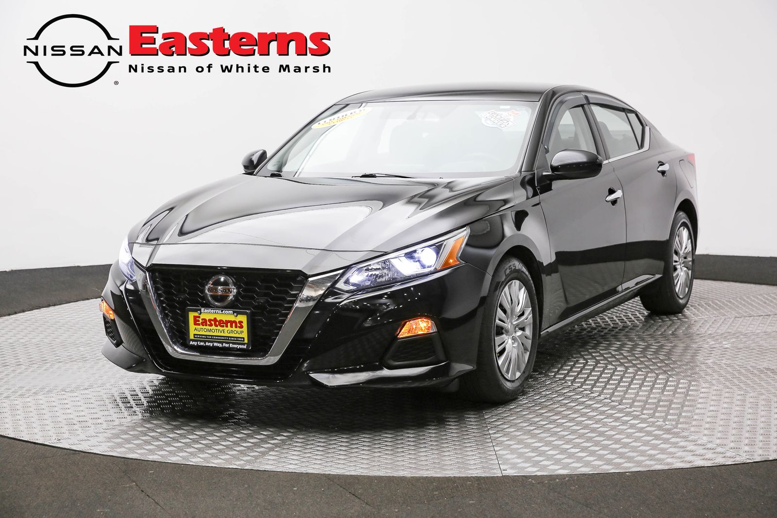 Super Black Clearcoat 2020 Nissan Altima 2.5 S FWD Sedan Front-Wheel Drive Continuously Variable Transmission