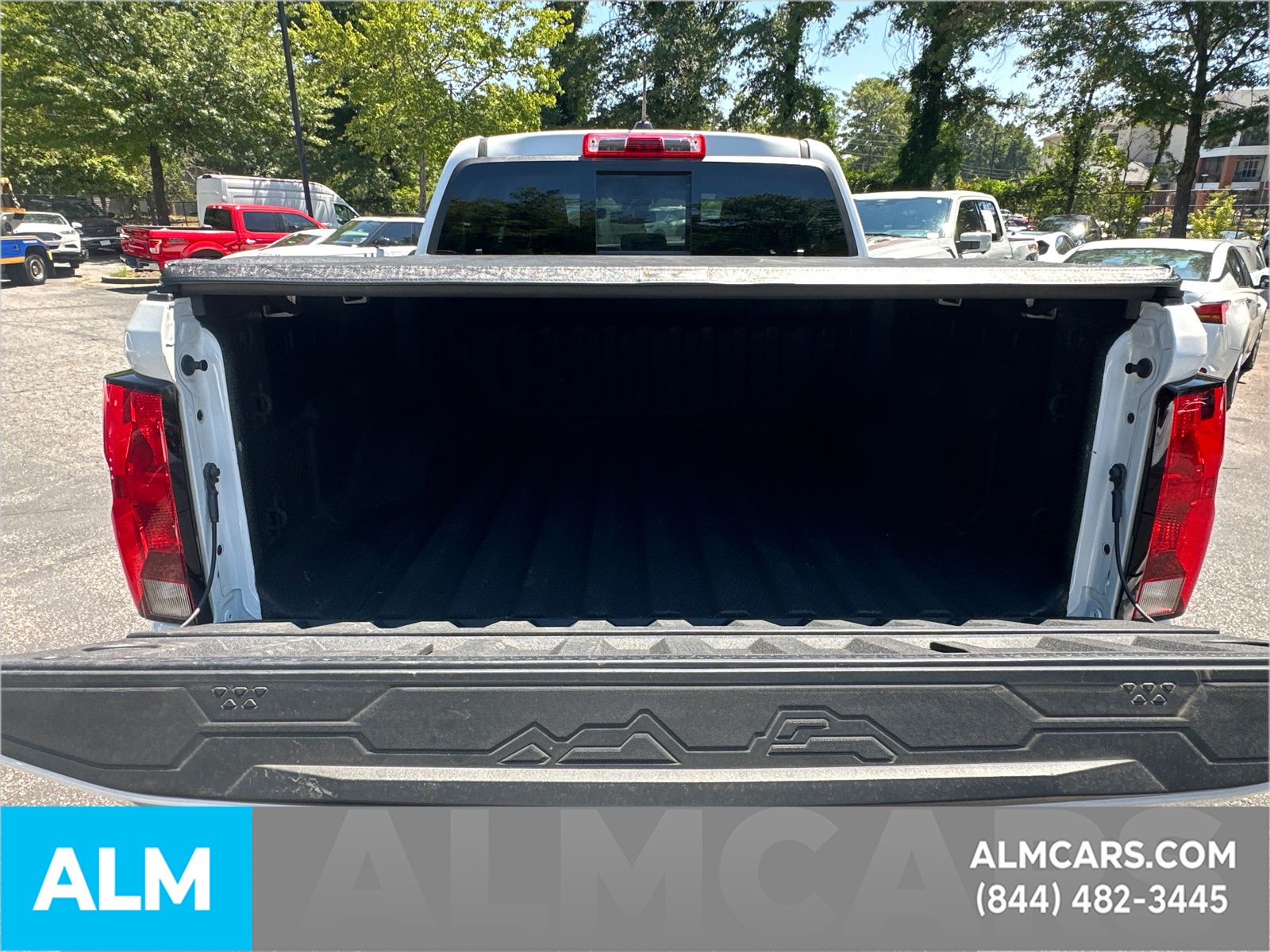 Certified Used 2025 Summit White Chevrolet Work Truck image 21