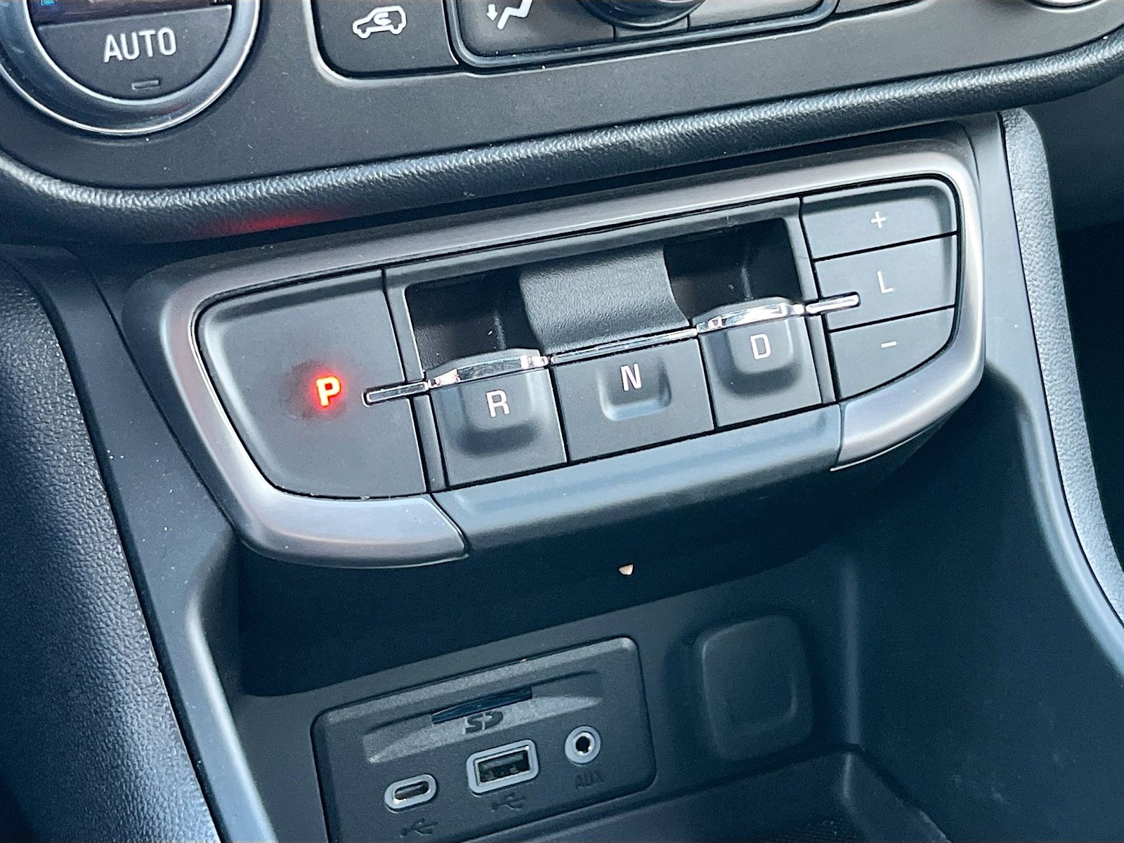 2024 GMC Terrain AT4 - Photo 16