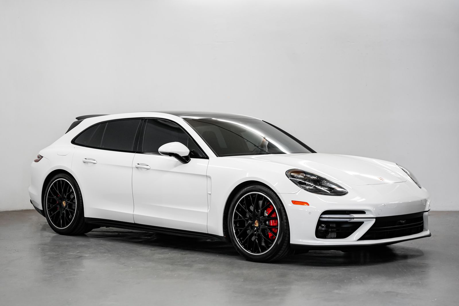 2018 Porsche Panamera Turbo Sport Turismo AWD