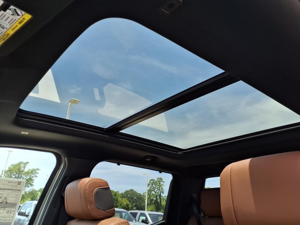 2025 Toyota Tundra Hybrid 1794 Edition - 8