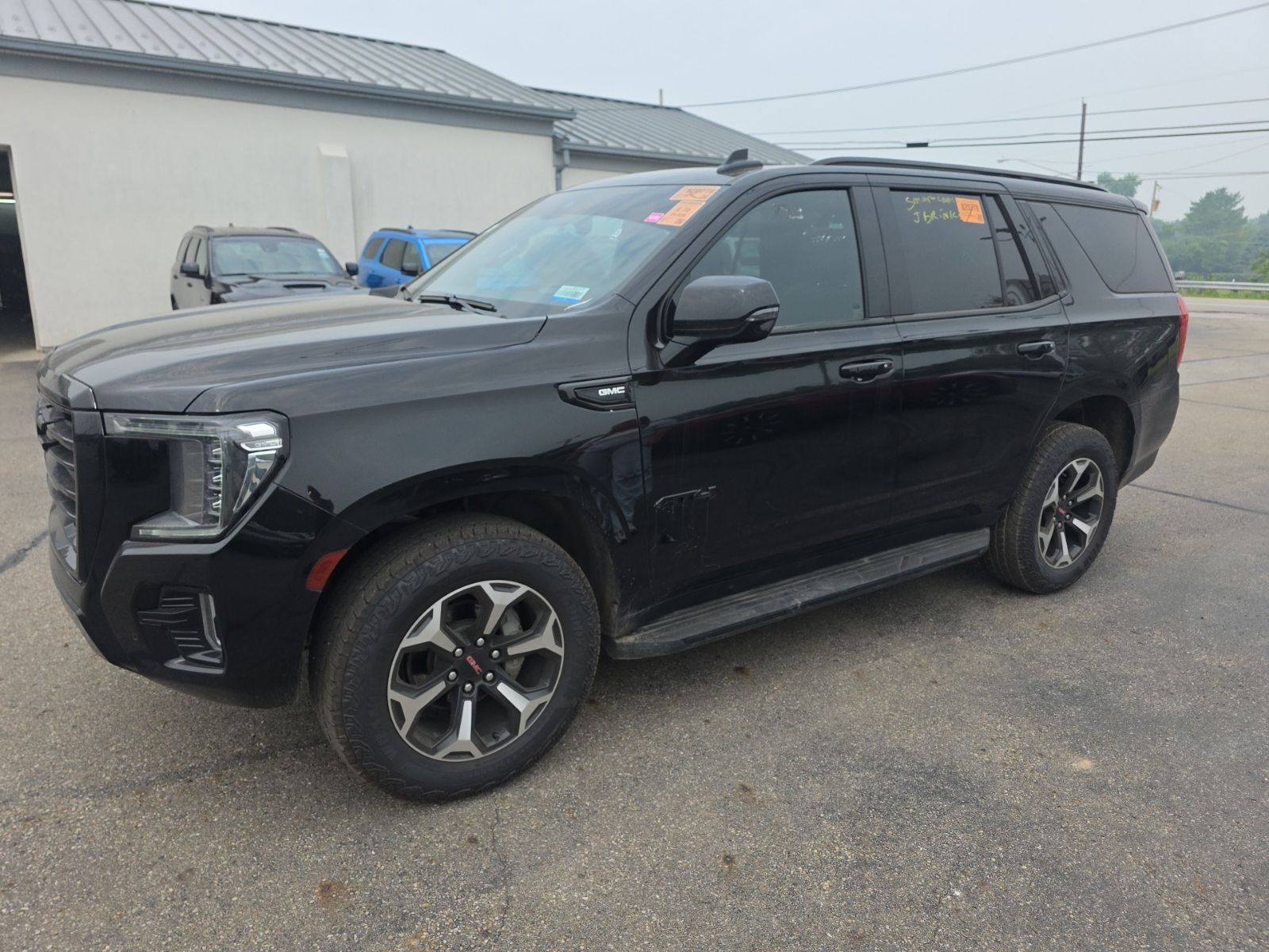 Onyx Black 2024 GMC Yukon SUV / Crossover Four-Wheel Drive