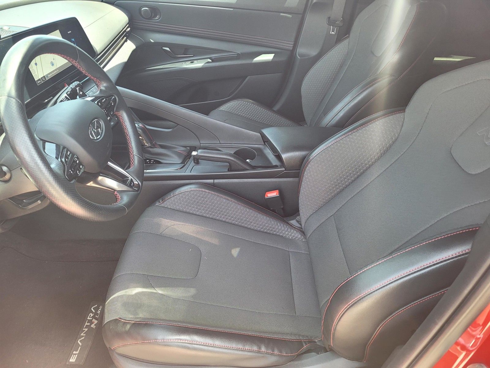 2023 Hyundai Elantra N Line - Photo 23