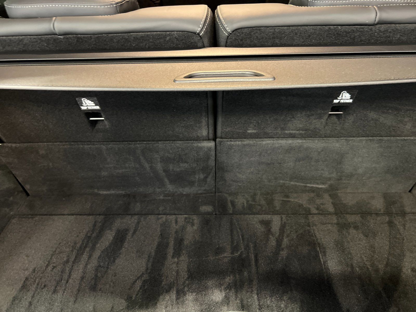 new 2026 Mercedes-Benz GLS car