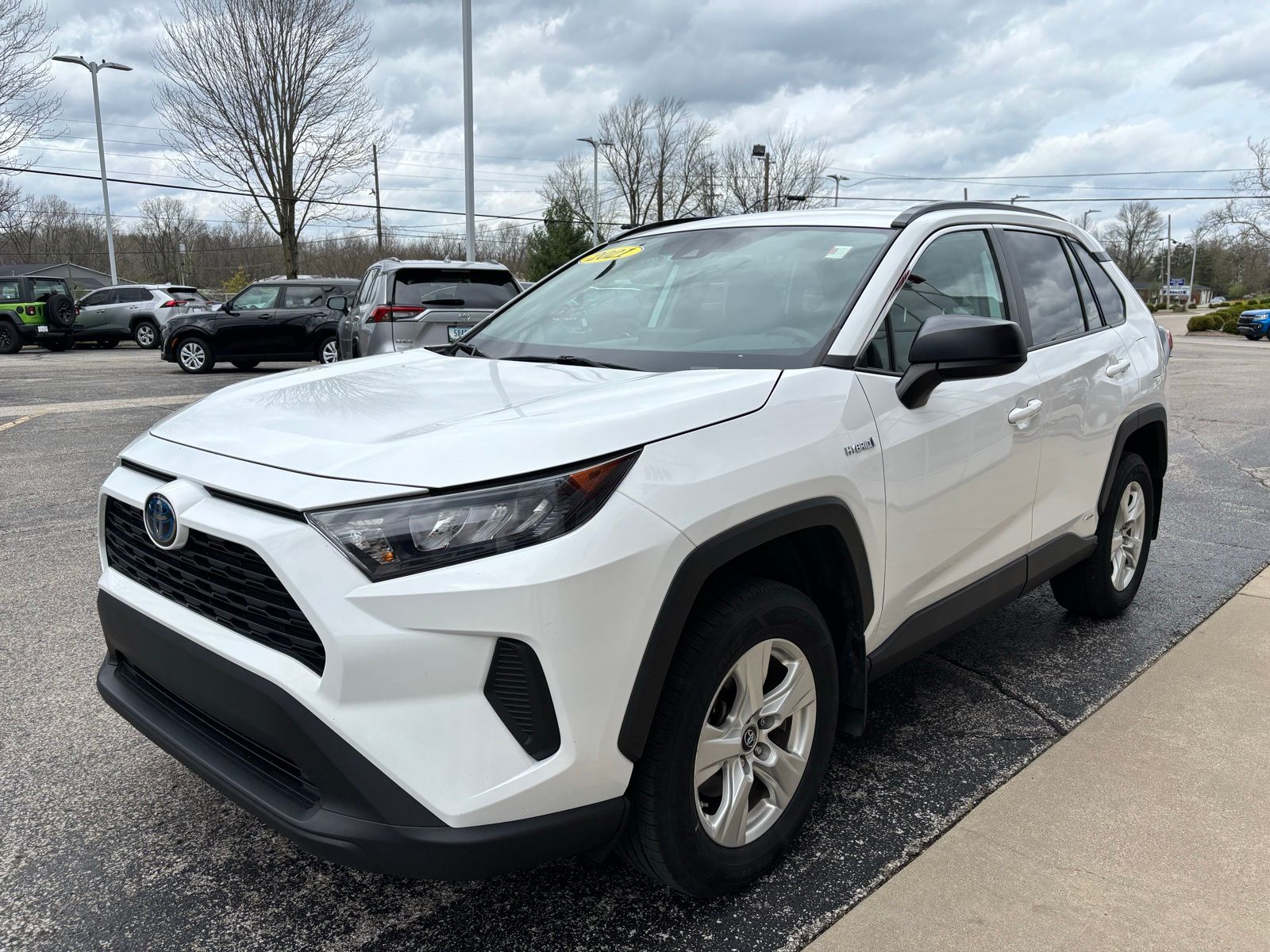 View vehicle photo 3