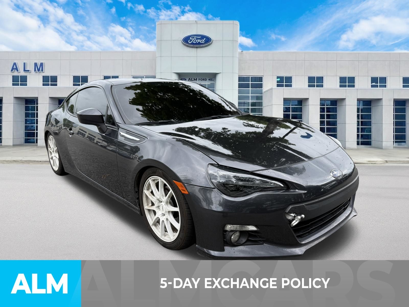 Used 2015 Gray Subaru Limited image 3
