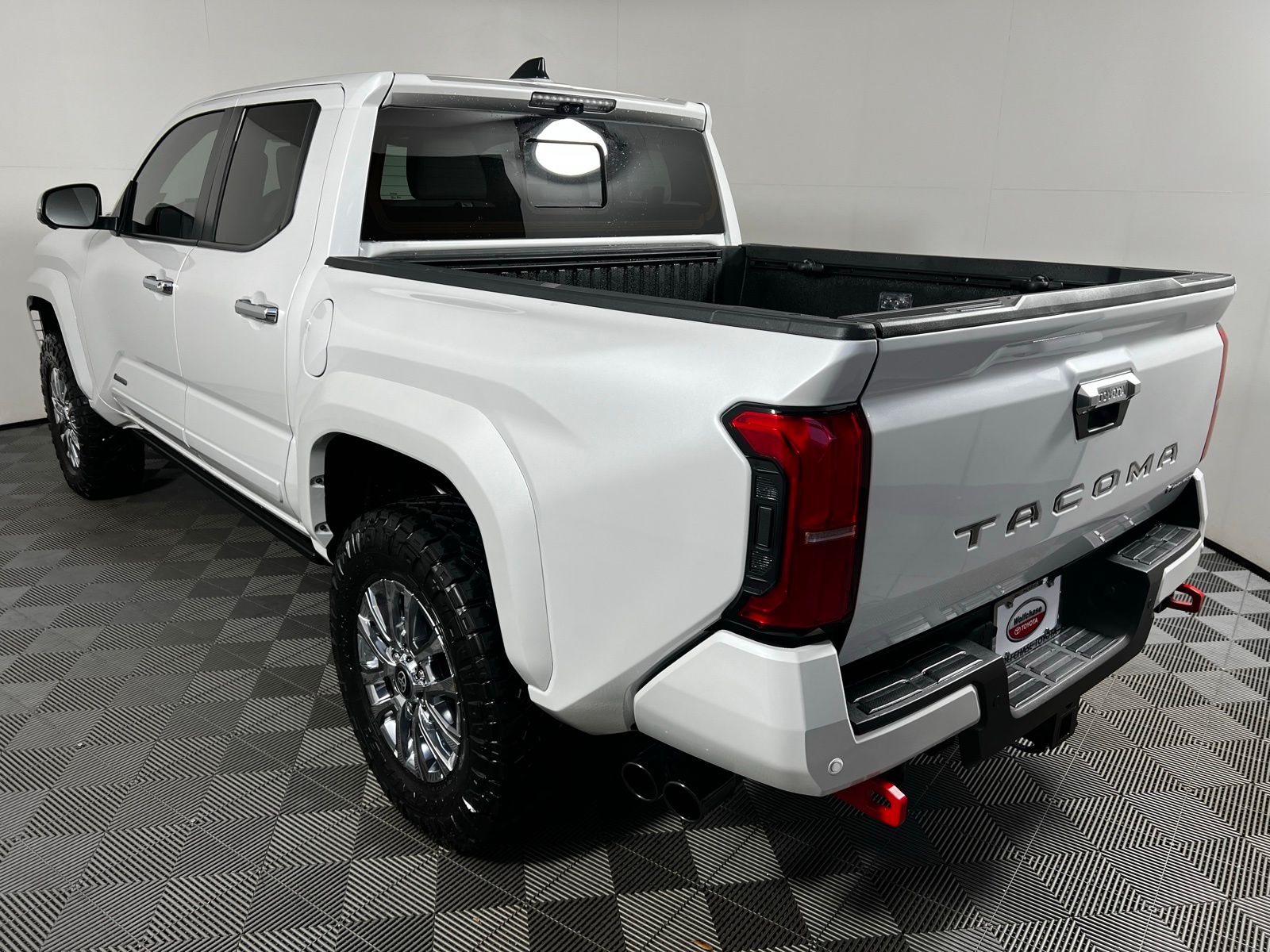 2024 Toyota Tacoma Limited 7