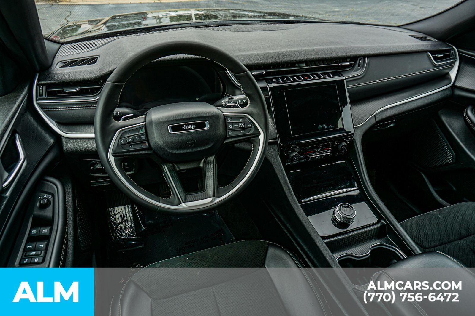 Used 2025 Black Jeep Altitude image 30