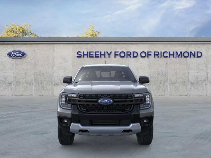 New 2026 Carbonized Gray Metallic Ford XLT image 7
