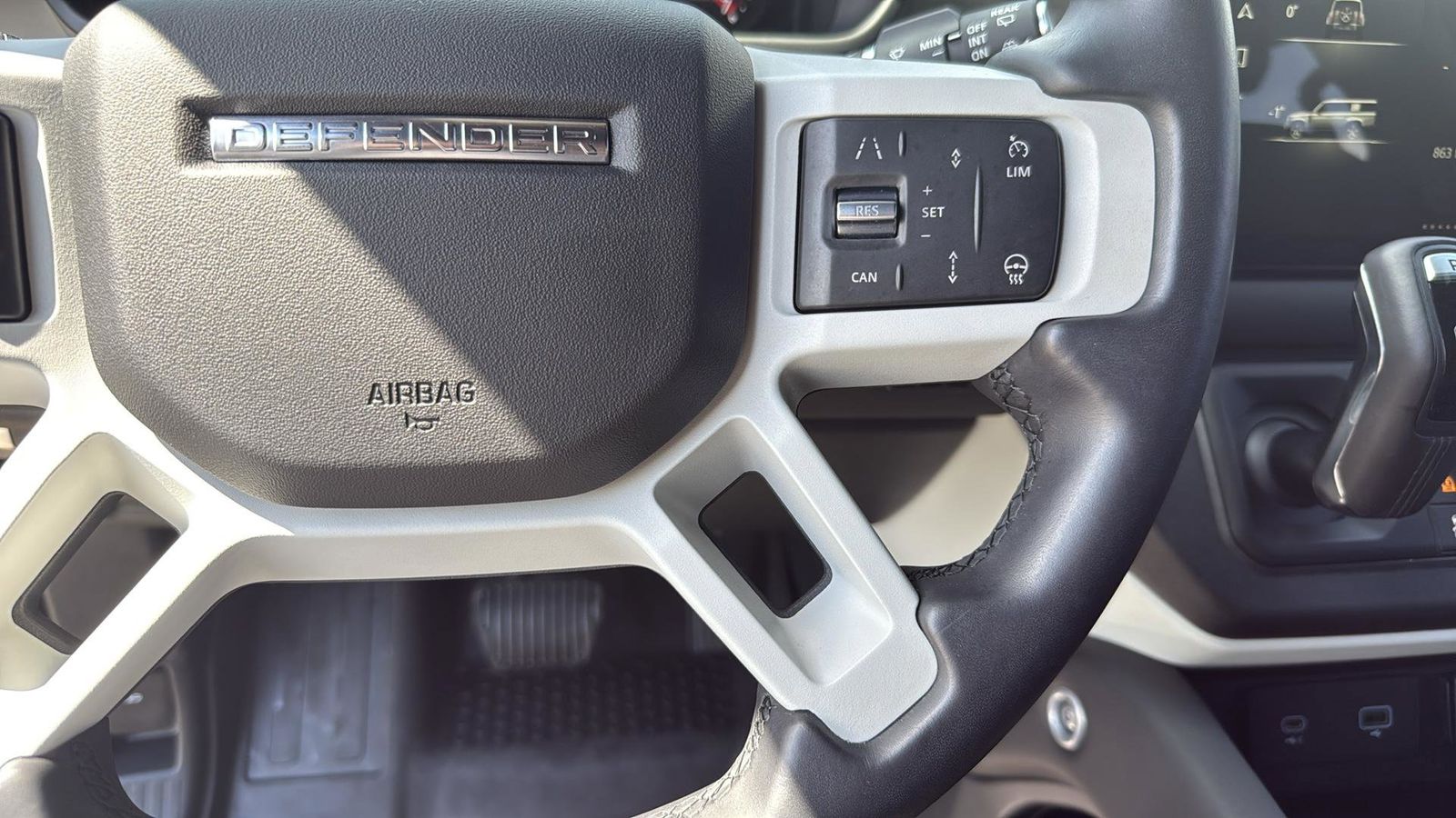 Used Car 2024 Land Rover Defender 130  X-dynamic Se For Sale Under $80,000 In Austin, Texas