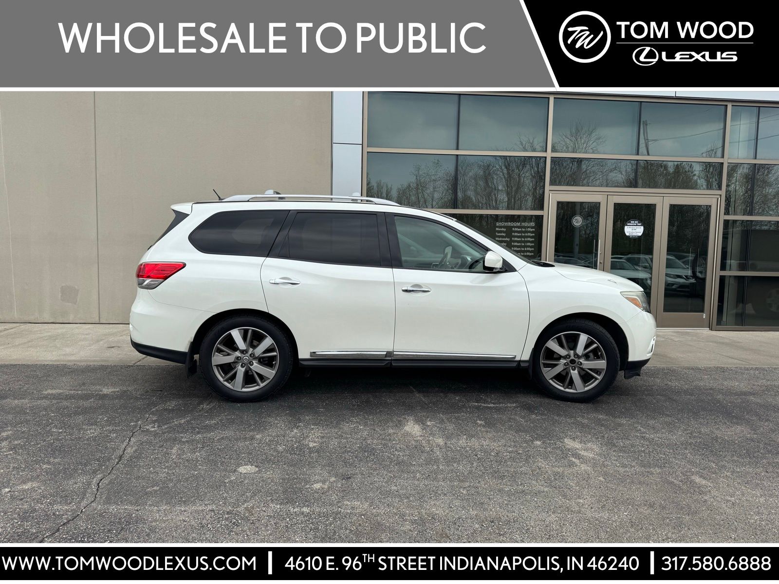 Pearl White 2015 Nissan Pathfinder Platinum SUV / Crossover Front-Wheel Drive Continuously Variable Transmission