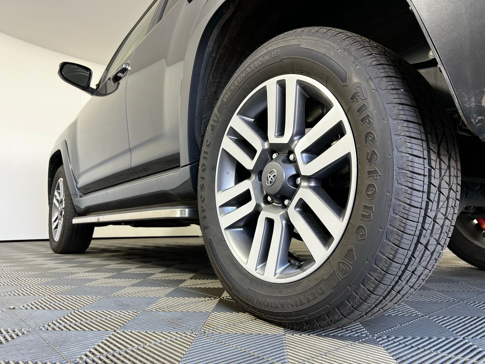 Thumbnail: 2023 Toyota 4Runner - 9