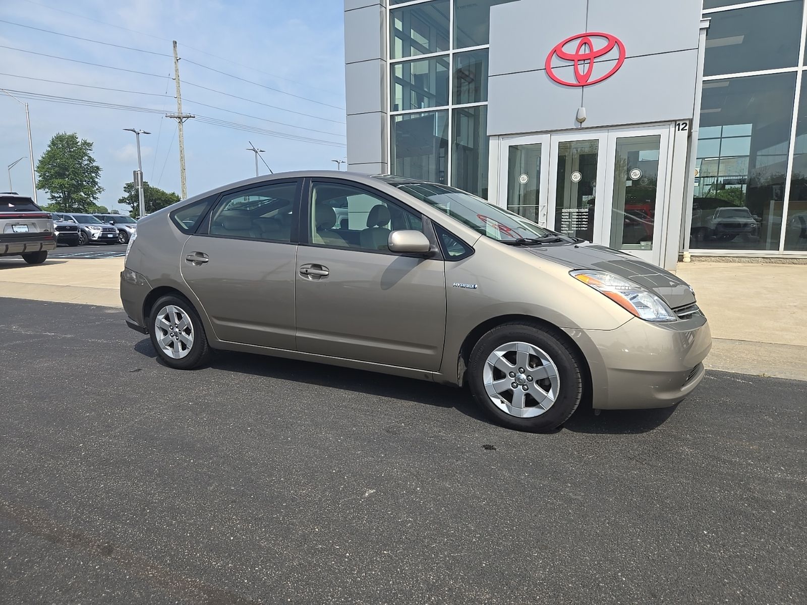  2008 Toyota Prius Hatchback Front-Wheel Drive Continuously Variable Transmission
