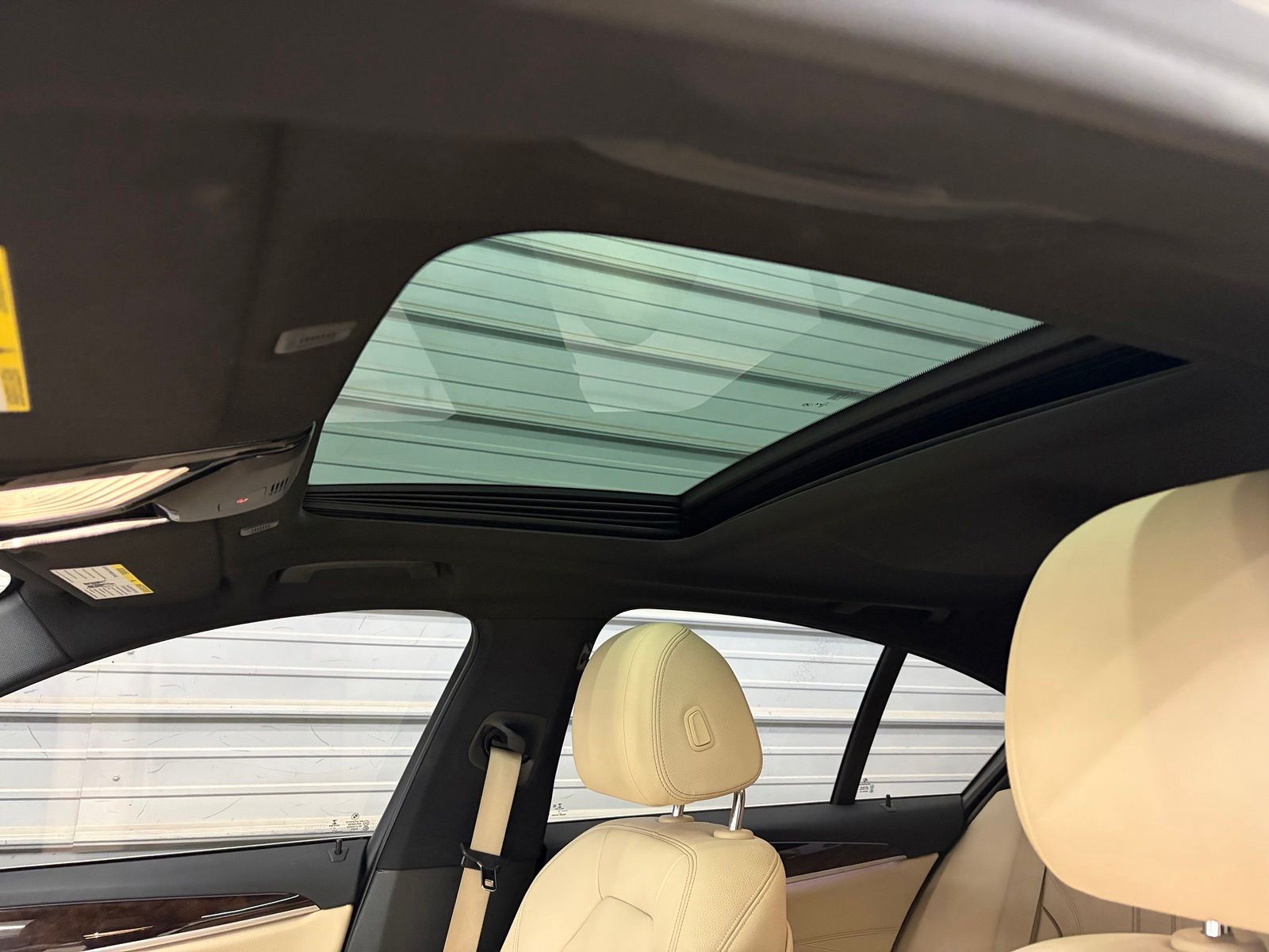 2018 BMW 5 Series 530i - Photo 22