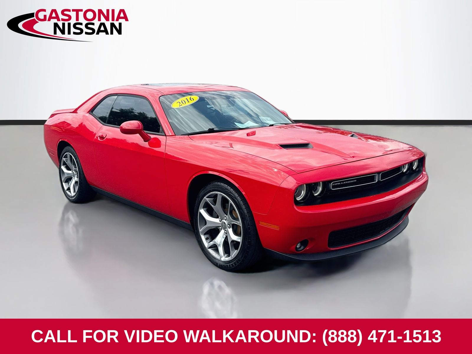 Torred Clearcoat 2016 Dodge Challenger Coupe Rear-Wheel Drive 8-Speed Automatic