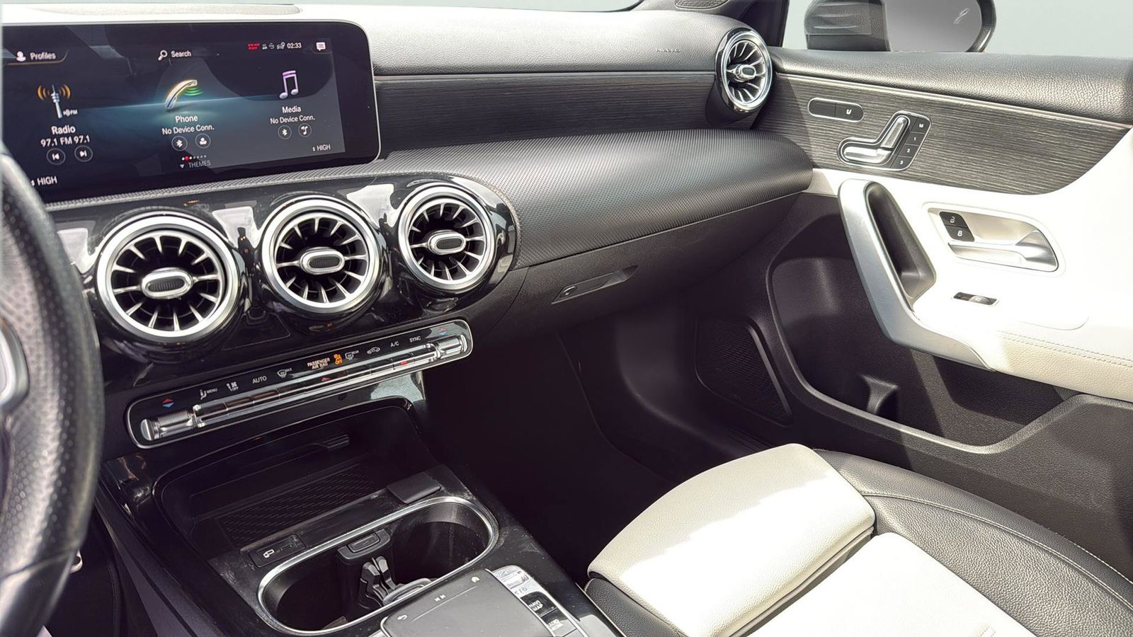 Used Car 2019 Mercedes-benz A-class  A 220 For Sale Under $25,000 In Austin, Texas