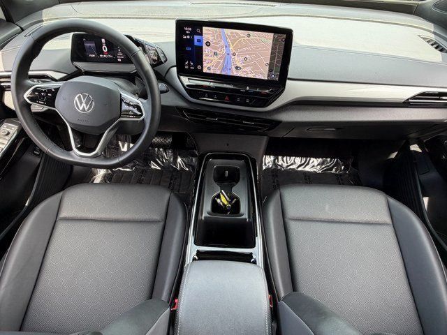 Used 2024 White Volkswagen S image 3
