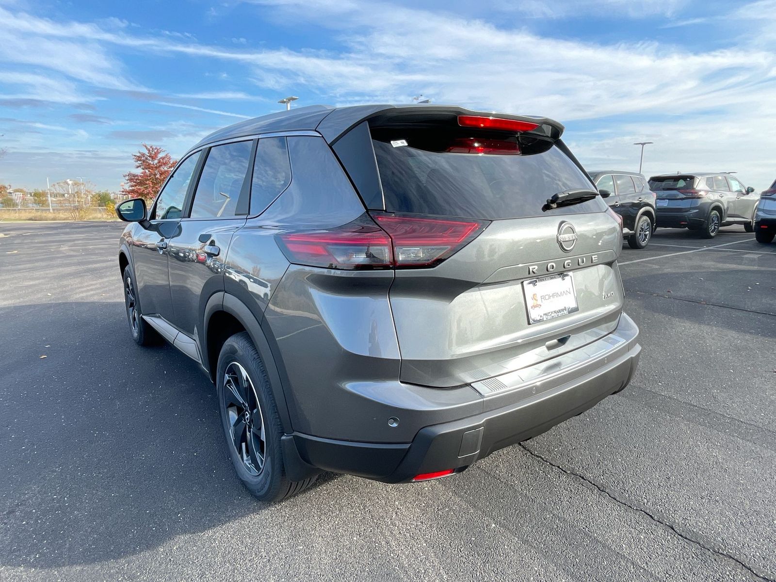 2025 Nissan Rogue SV 32