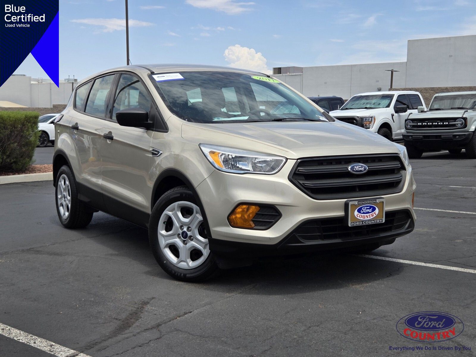 White Gold Metallic 2017 Ford Escape SUV / Crossover Front-Wheel Drive 6-Speed Automatic