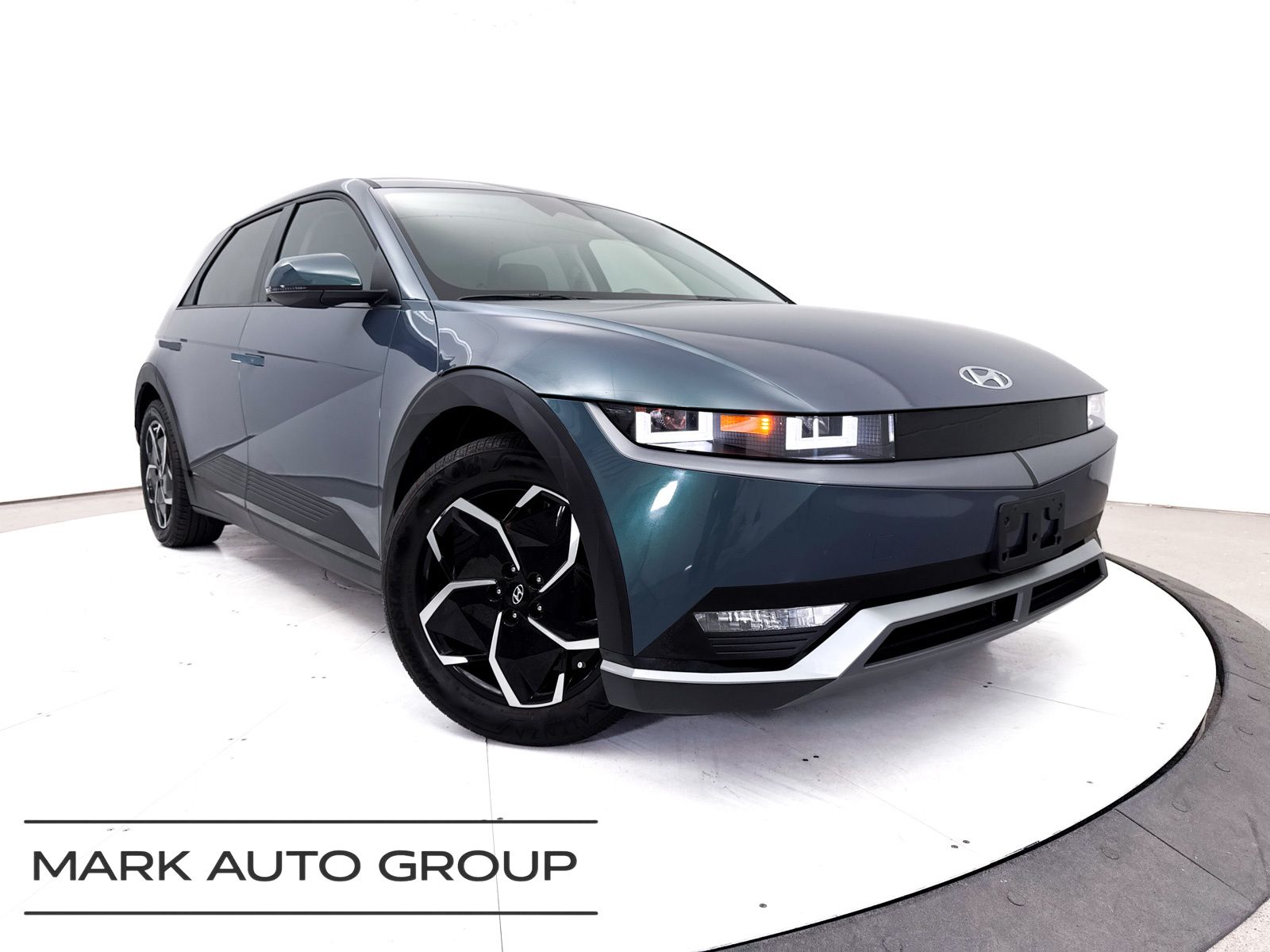 2024 Hyundai IONIQ 5 SE