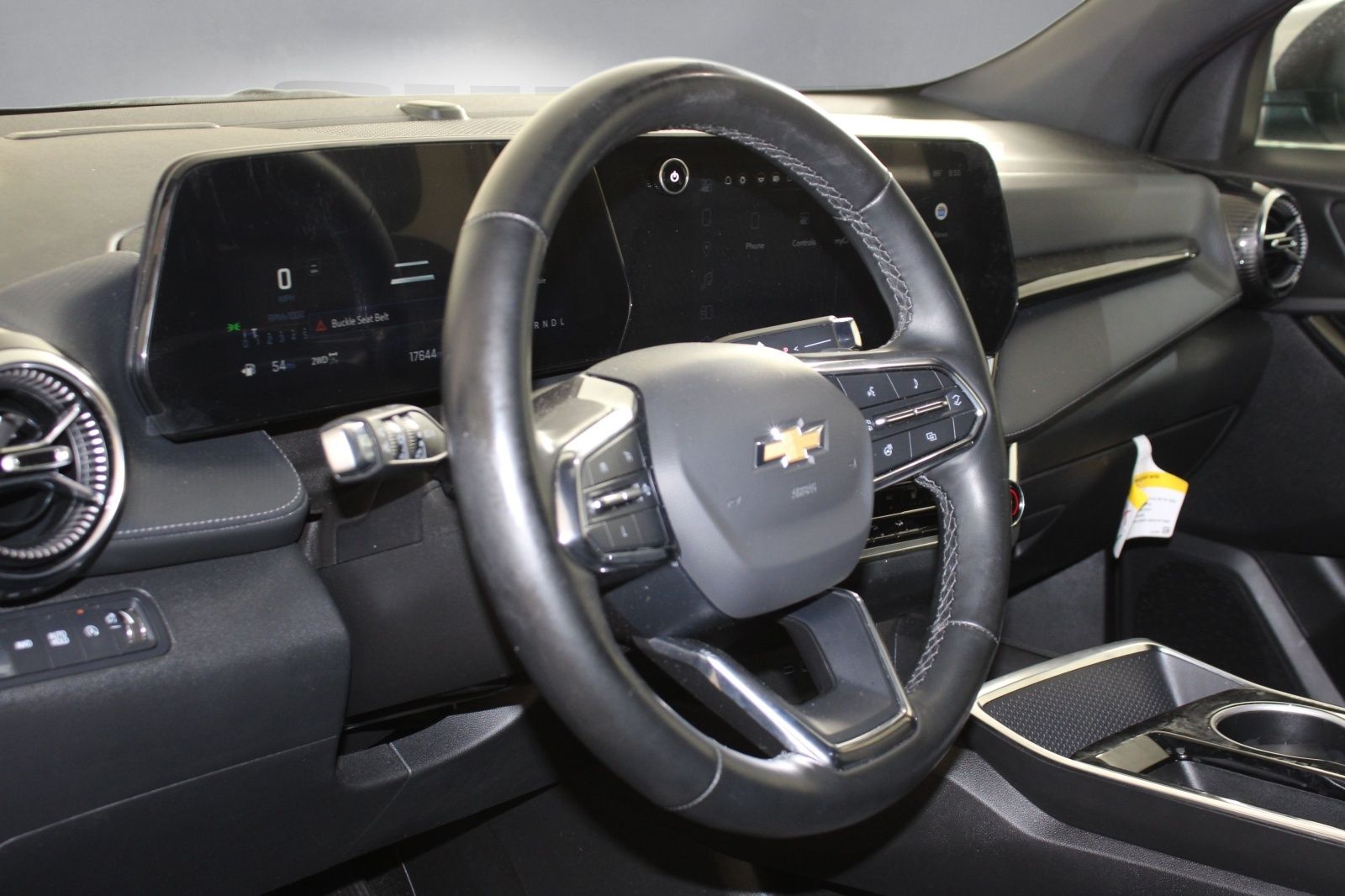 Used 2025 Gray Chevrolet LT image 3