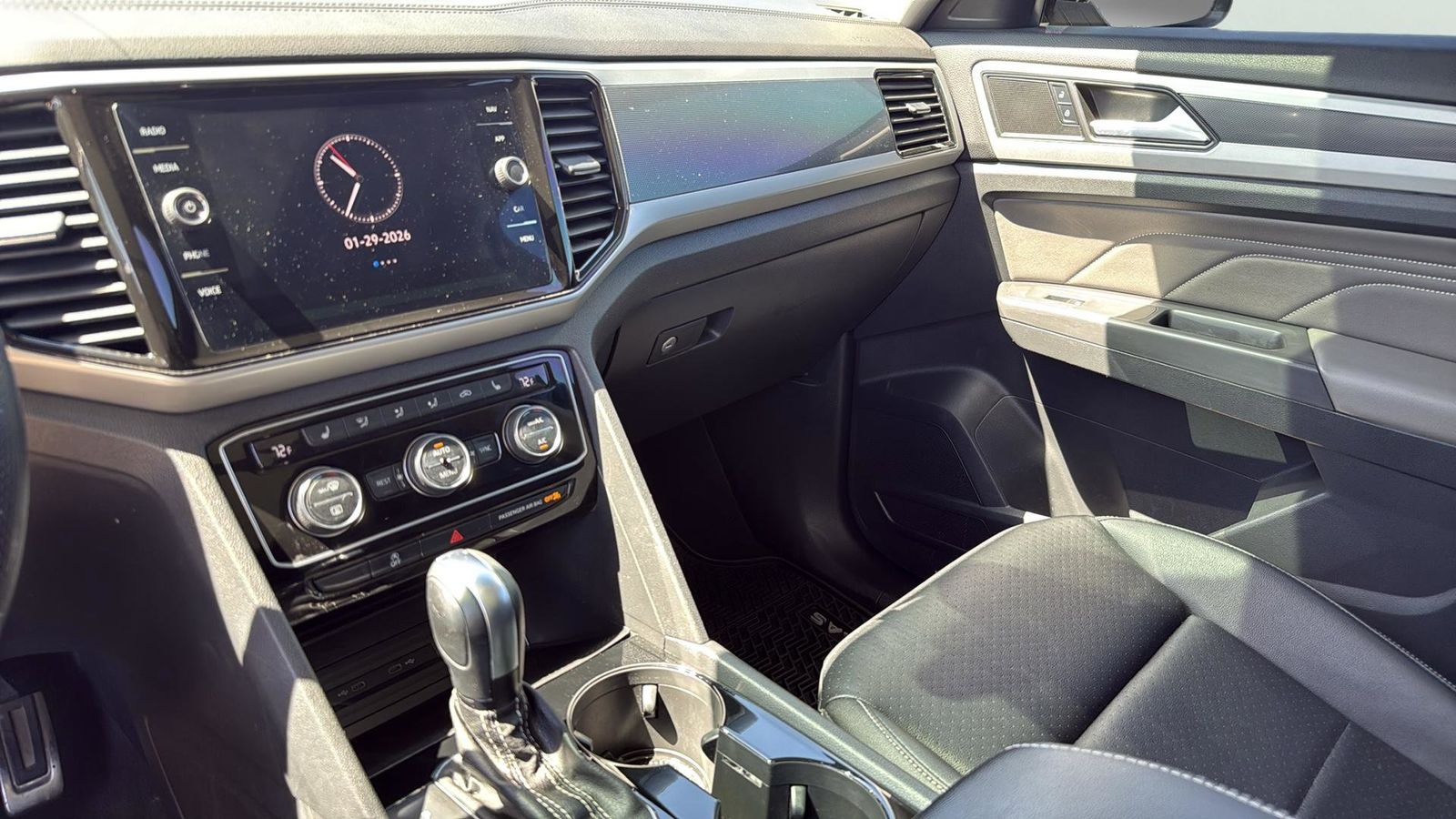 Used Car 2023 Volkswagen Atlas  3.6l V6 Sel R-line For Sale Under $35,000 In Austin, Texas