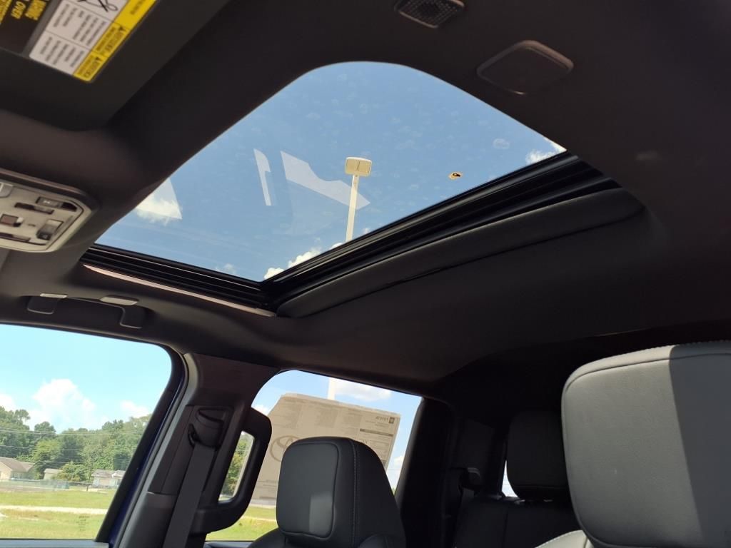 2025 Toyota Tacoma Hybrid TRD Off Road - 4