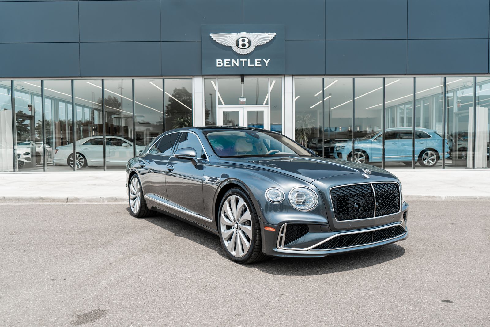 2026 Bentley Flying Spur - Photo 17