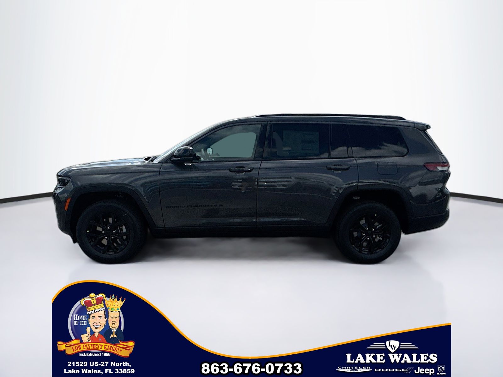 View vehicle photo 3