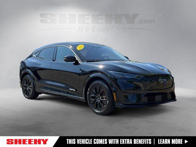 2025 Ford Mustang-Mach-e Premium's photo