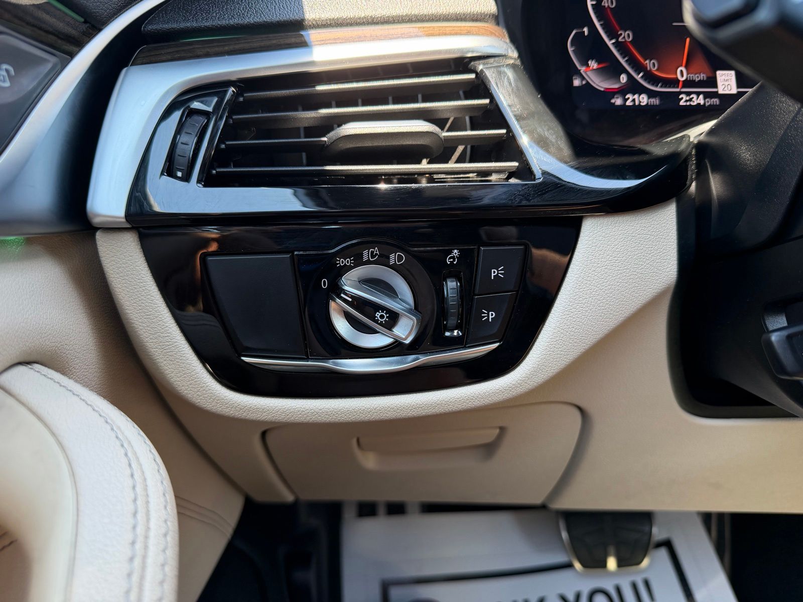 2022 BMW 5 Series image 24