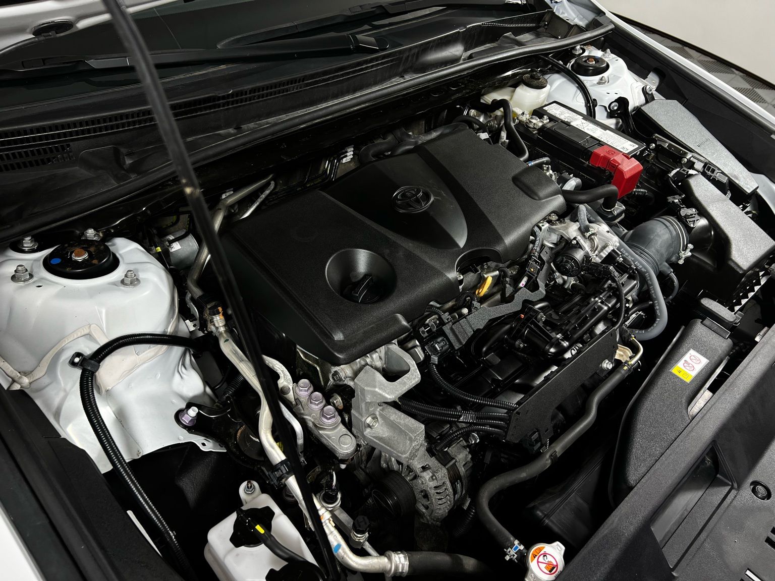 Thumbnail: 2024 Toyota Camry - 10